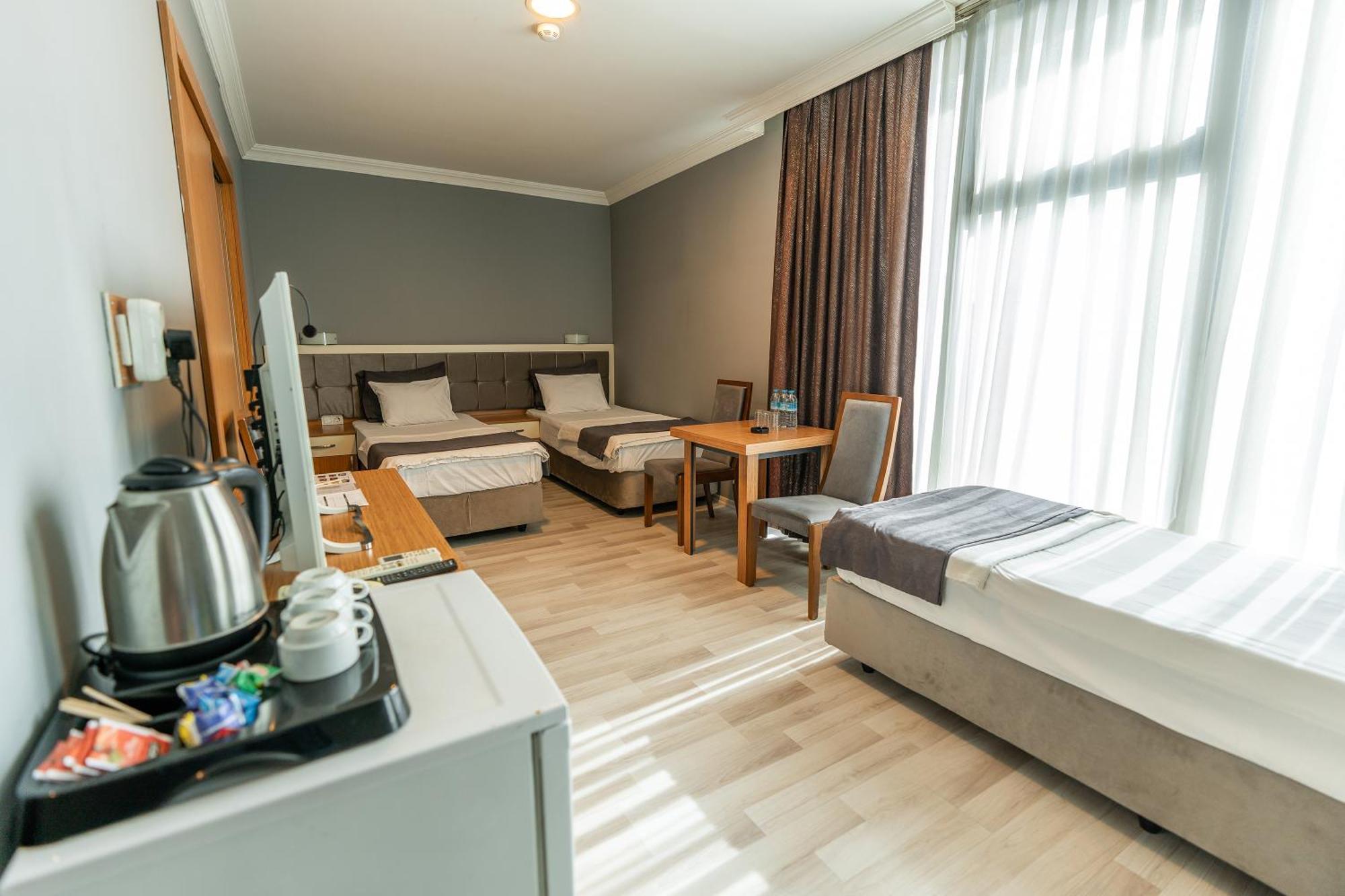 Emsa Palace Hotel Darica  Екстер'єр фото